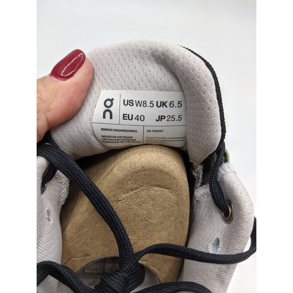 On Women's Cloudstratus Sneakers, White | Black, 8.5 Medium US - Picture 7 of 11